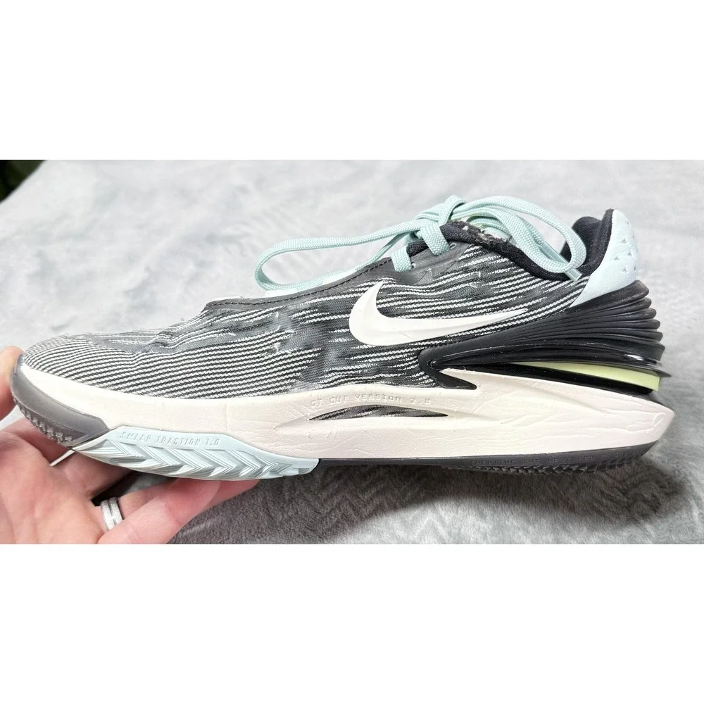 Nike‎ Zoom G.T. Cut 2 Shoes Womens Size 9.5 Gray Basketball Sneakers FQ8706-300